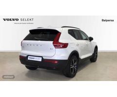 Volvo XC40 XC40 Plus, B3 Mild hybrid, Gasolina, Dark de 2025 con 10 Km por 46.990 EUR. en Ourense