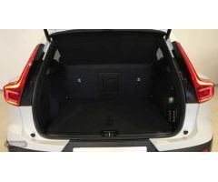 Volvo XC40 XC40 Plus, B3 Mild hybrid, Gasolina, Dark de 2025 con 10 Km por 46.990 EUR. en Ourense