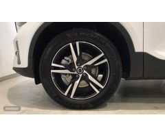 Volvo XC40 XC40 Plus, B3 Mild hybrid, Gasolina, Dark de 2025 con 10 Km por 46.990 EUR. en Ourense