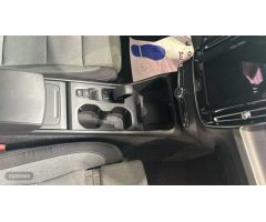 Volvo XC40 XC40 Core, B3 Mild Hybrid, Gasolina de 2024 con 13.500 Km por 35.900 EUR. en Madrid