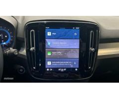 Volvo XC40 XC40 Core, B3 Mild Hybrid, Gasolina de 2024 con 13.500 Km por 35.900 EUR. en Madrid