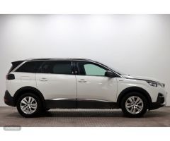 Peugeot 5008 1.6L BlueHDi GT-Line S&S EAT6 88 kW (120 CV) de 2017 con 162.224 Km por 16.490 EUR. en