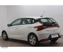 Hyundai i20 1.0 TGDI 48V Essence 74 kW (100 CV) de 2021 con 46.587 Km por 13.990 EUR. en MADRID