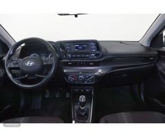 Hyundai i20 1.0 TGDI 48V Essence 74 kW (100 CV) de 2021 con 46.587 Km por 13.990 EUR. en MADRID