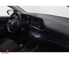 Hyundai i20 1.0 TGDI 48V Essence 74 kW (100 CV) de 2021 con 46.587 Km por 13.990 EUR. en MADRID