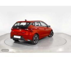 Hyundai i20 1.0 TGDI Klass 100 de 2023 con 26.123 Km por 18.300 EUR. en Barcelona