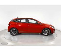 Hyundai i20 1.0 TGDI Klass 100 de 2023 con 26.123 Km por 18.300 EUR. en Barcelona