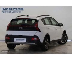 Hyundai Bayon 1.2 MPI Maxx de 2022 con 29.560 Km por 16.500 EUR. en Girona