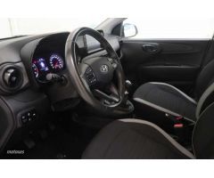 Hyundai i10 1.0 MPI Klass de 2021 con 31.458 Km por 13.900 EUR. en Girona