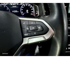 Volkswagen T-Roc Cabrio R-Line 1.5 TSI 150CV DSG de 2024 con 2.060 Km por 39.990 EUR. en Barcelona