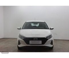 Hyundai i20 1.0 TGDI 48V Essence 74 kW (100 CV) de 2021 con 46.587 Km por 13.990 EUR. en Guadalajara