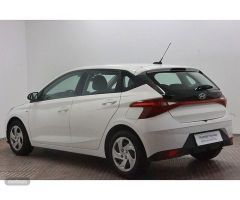 Hyundai i20 1.0 TGDI 48V Essence 74 kW (100 CV) de 2021 con 46.587 Km por 13.990 EUR. en Guadalajara