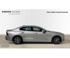 Volvo S60 S60 Core, B4 (gasolina), Gasolina de 2023 con 34.862 Km por 35.900 EUR. en Asturias