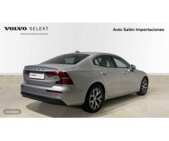 Volvo S60 S60 Core, B4 (gasolina), Gasolina de 2023 con 34.862 Km por 35.900 EUR. en Asturias