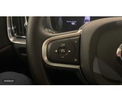 Volvo S60 S60 Core, B4 (gasolina), Gasolina de 2023 con 34.862 Km por 35.900 EUR. en Asturias