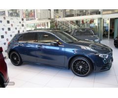Mercedes Clase A 250e AMG AT. PHEV PACK PREMIUM 5P de 2022 con 26.683 Km por 33.900 EUR. en Ponteved