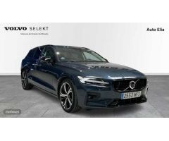 Volvo V 60 V60 Plus, B4 (diesel), Diesel, Dark de 2023 con 40.000 Km por 45.900 EUR. en Madrid
