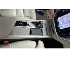 Volvo V 60 V60 Plus, B4 (diesel), Diesel, Dark de 2023 con 40.000 Km por 45.900 EUR. en Madrid