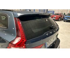 Volvo V 60 V60 Plus, B4 (diesel), Diesel, Dark de 2023 con 40.000 Km por 45.900 EUR. en Madrid