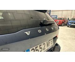 Volvo V 60 V60 Plus, B4 (diesel), Diesel, Dark de 2023 con 40.000 Km por 45.900 EUR. en Madrid