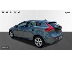 Volvo V 40 V40 D2 Momentum Automatico de 2014 con 70.947 Km por 15.900 EUR. en Cordoba