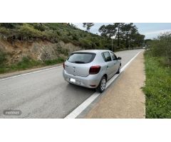 Dacia Sandero 1.0 74cv de 2017 con 109.058 Km por 6.400 EUR. en Girona