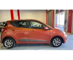 Hyundai i10 i 10 1200 87 CV de 2016 con 71.479 Km por 8.500 EUR. en Tenerife