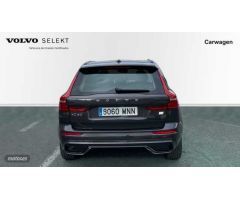 Volvo XC 60 Recharge Plus, T6 AWD Hibrido enchufable, Electrico/Gasolina, Dark de 2024 con 29.650 Km