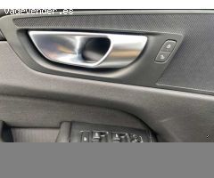 Volvo XC 60 XC60 B4 (D) AWD Momentum Pro Automatico de 2021 con 85.602 Km por 34.950 EUR. en Navarra