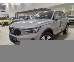 Volvo XC40 Core, B3 Mild Hybrid, Gasolina de 2024 con 4.900 Km por 37.800 EUR. en Navarra