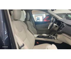 Volvo XC 90 2.0 B5 D MHEV PLUS BRIGHT AWD AUTO 235 5P 7 Plazas de 2023 con 24.500 Km por 70.900 EUR.