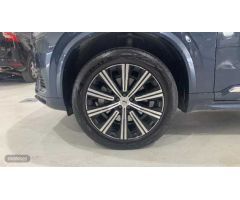 Volvo XC 90 2.0 B5 D MHEV PLUS BRIGHT AWD AUTO 235 5P 7 Plazas de 2023 con 24.500 Km por 70.900 EUR.