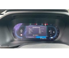 Volvo XC40 2.0 B3 CORE AUTO 5P de 2024 con 30.300 Km por 32.900 EUR. en Vizcaya