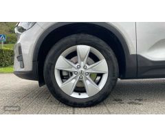 Volvo XC40 2.0 B3 CORE AUTO 5P de 2024 con 30.300 Km por 32.900 EUR. en Vizcaya