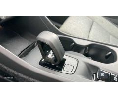 Volvo XC40 2.0 B3 CORE AUTO 5P de 2024 con 30.300 Km por 32.900 EUR. en Vizcaya
