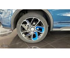 Lynk & Co 01 1.5 PHEV 6.6KW 261 5P de 2023 con 18.273 Km por 28.900 EUR. en Cordoba