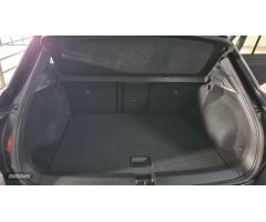 Volkswagen T-Roc 1.5 TSI Sport DSG7 Sport de 2021 con 26.000 Km por 24.950 EUR. en Malaga