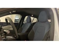 Volvo EX30 EX30 Plus, Single Motor Extended Range, Electrico de 2024 con 14.000 Km por 35.900 EUR. e