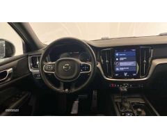 Volvo S60 S60 Core, B4 Semihibrido, Gasolina de 2024 con 19.665 Km por 36.900 EUR. en Asturias