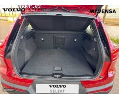 Volvo XC40 Momentum, D3 150 CV/320 Nm de 2020 con 68.175 Km por 28.500 EUR. en Badajoz