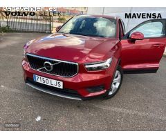Volvo XC40 Momentum, D3 150 CV/320 Nm de 2020 con 68.175 Km por 28.500 EUR. en Badajoz