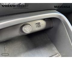 Volvo XC40 Momentum, D3 150 CV/320 Nm de 2020 con 68.175 Km por 28.500 EUR. en Badajoz