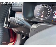 Volvo XC40 Momentum, D3 150 CV/320 Nm de 2020 con 68.175 Km por 28.500 EUR. en Badajoz