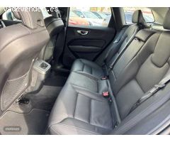 Volvo XC 60 Core, B4 Mild Hybrid, Diesel de 2023 con 23.203 Km por 44.500 EUR. en Badajoz