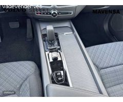 Volvo XC 60 Core, B4 Mild Hybrid, Diesel de 2024 con 8 Km por 46.900 EUR. en Badajoz