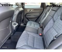 Volvo XC 60 Core, B4 Mild Hybrid, Diesel de 2024 con 8 Km por 46.900 EUR. en Badajoz