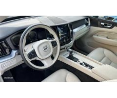Volvo XC 60 2.0 T4 BUSINESS PLUS AUTO 190 5P de 2020 con 106.142 Km por 29.500 EUR. en Ciudad Real