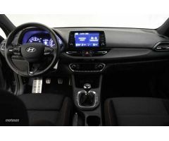 Hyundai i30 1.0 TGDI N Line 30A 120 de 2024 con 14.874 Km por 20.700 EUR. en Granada