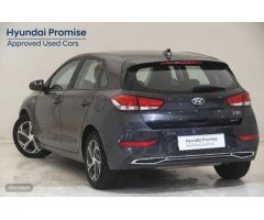 Hyundai i30 1.0 TGDI Klass LR 48V 120 de 2024 con 17.674 Km por 20.000 EUR. en Granada