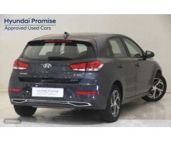 Hyundai i30 1.0 TGDI Klass LR 48V 120 de 2024 con 17.674 Km por 20.000 EUR. en Granada